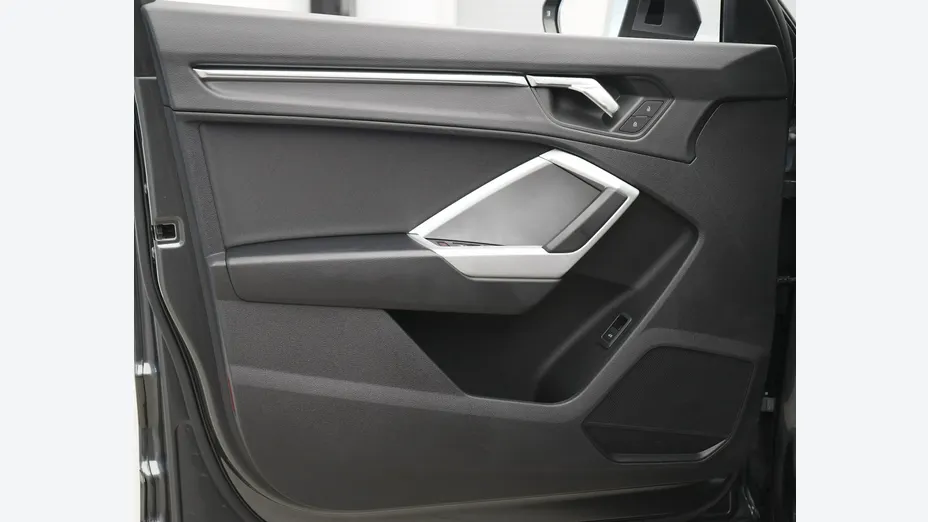 AUDI Q3 Sportback -