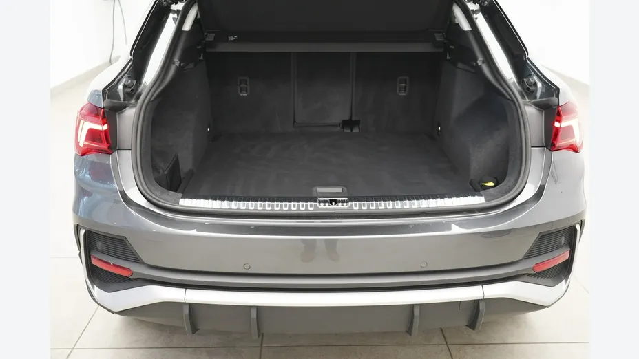 AUDI Q3 Sportback -