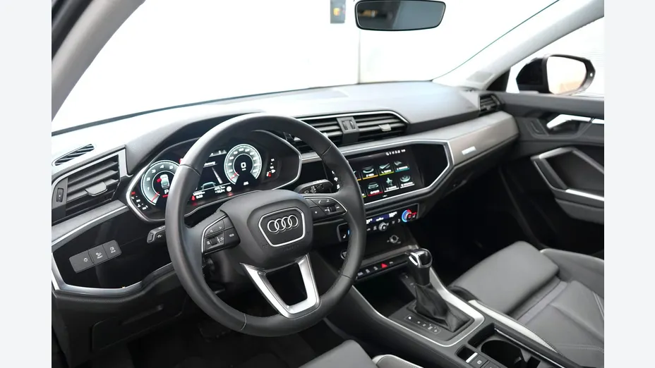 AUDI Q3 Sportback -