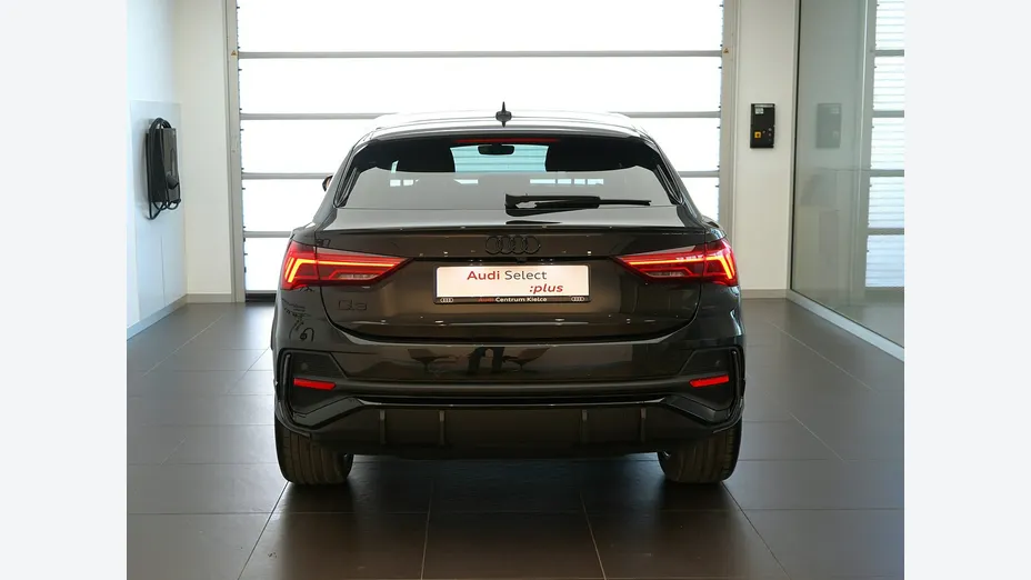 AUDI Q3 Sportback -