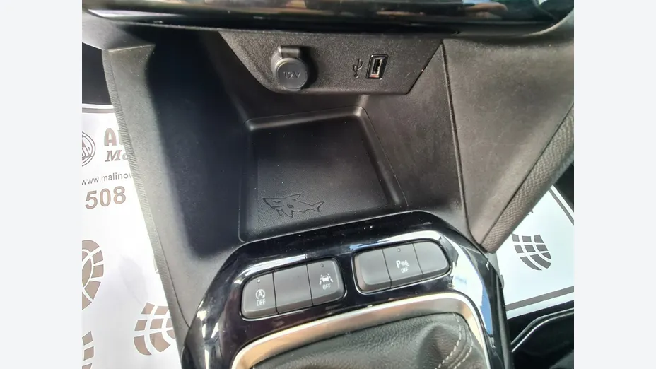 OPEL Corsa -