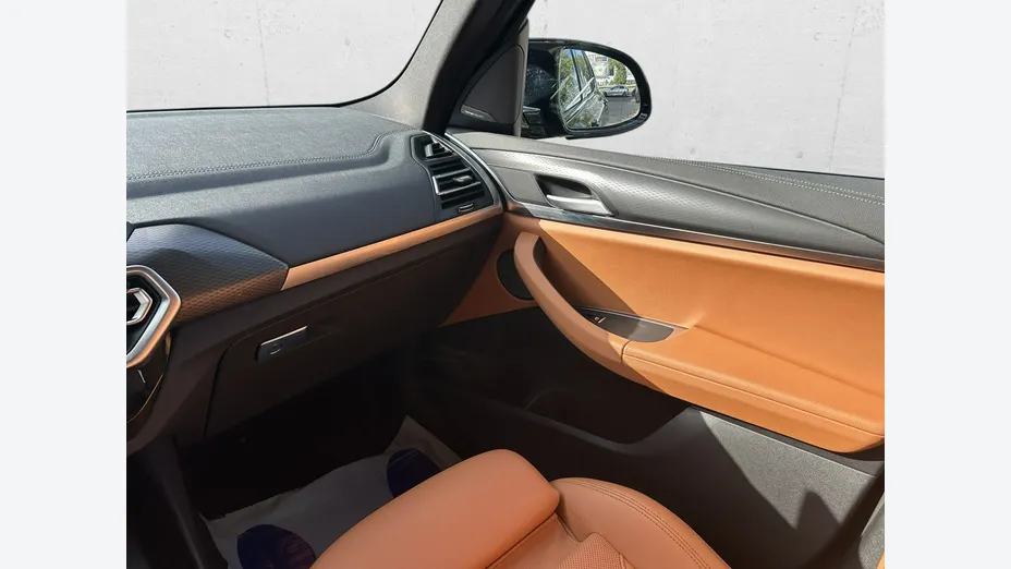 BMW X3 -