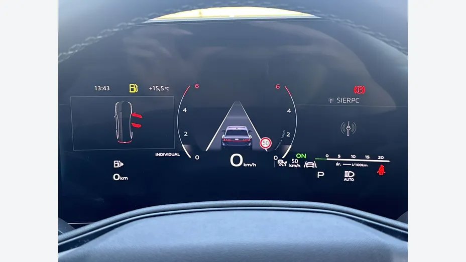 AUDI A6 -