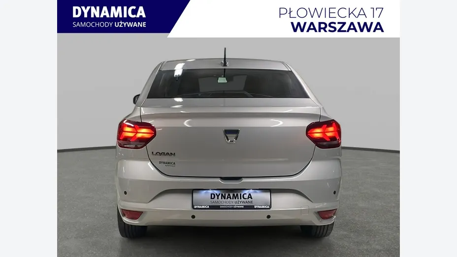 DACIA Logan -