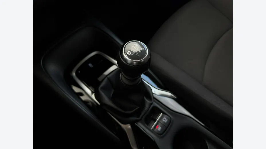 TOYOTA Corolla -