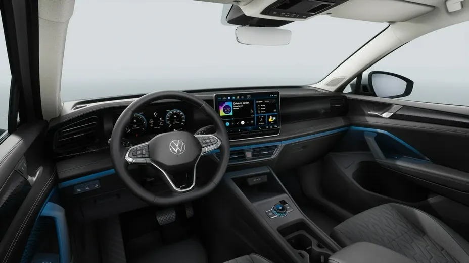 VOLKSWAGEN Tiguan -