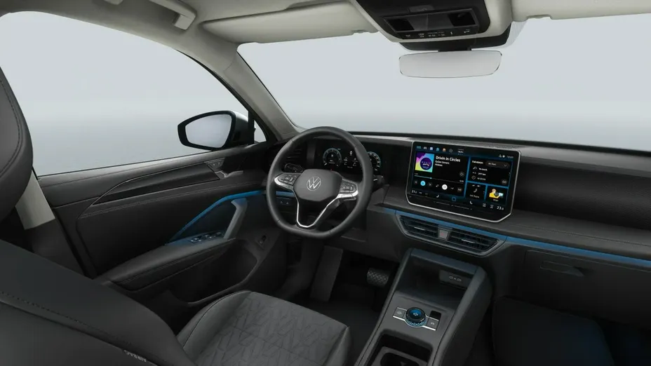 VOLKSWAGEN Tiguan -