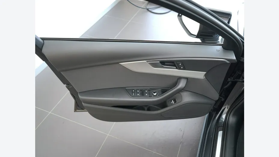 AUDI A4 Avant -