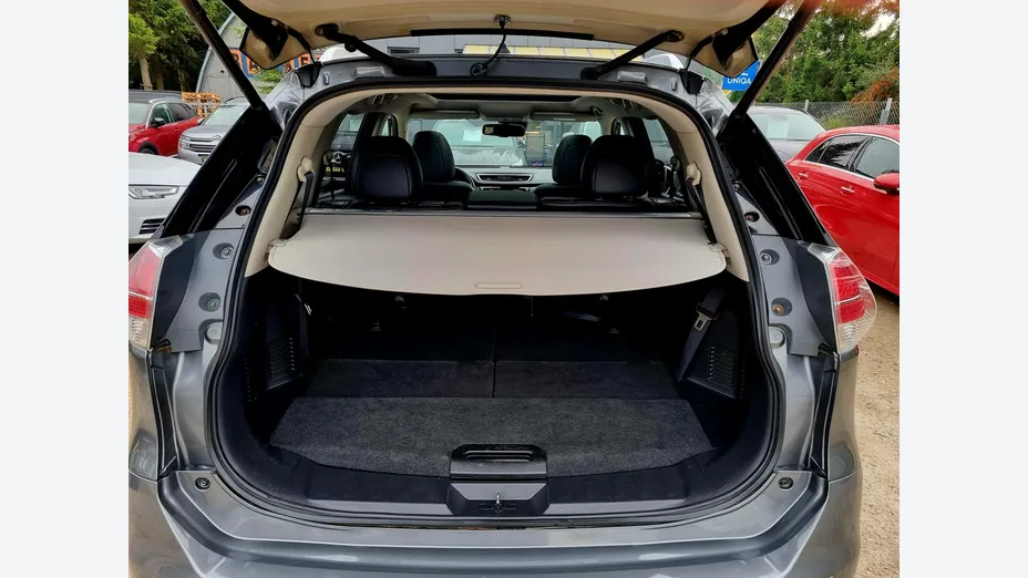 NISSAN X-Trail -