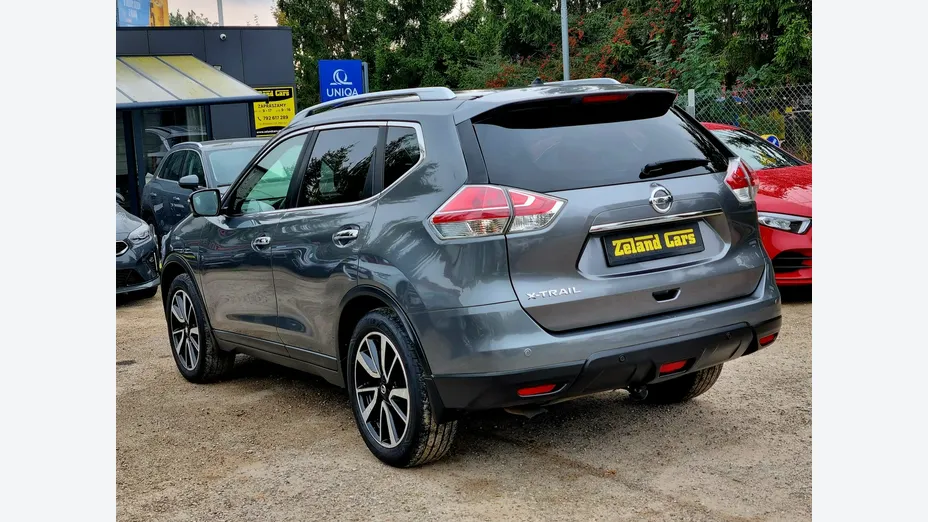 NISSAN X-Trail -