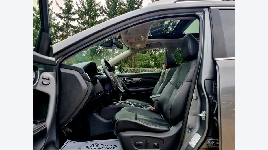 NISSAN X-Trail -