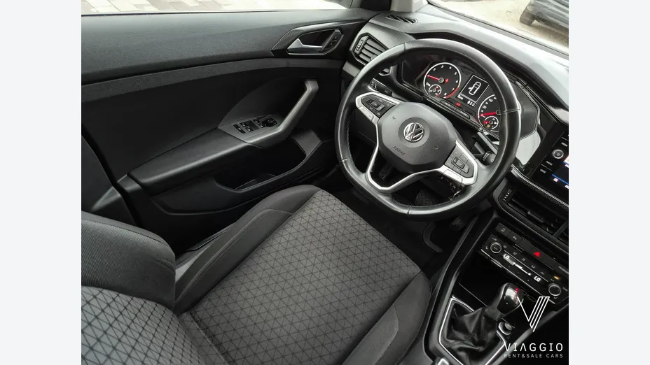VOLKSWAGEN T-Cross -