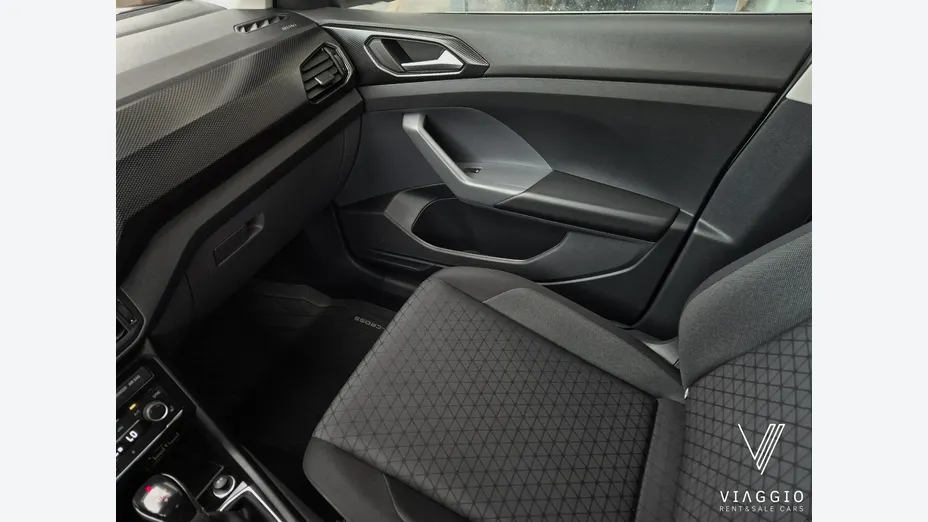 VOLKSWAGEN T-Cross -