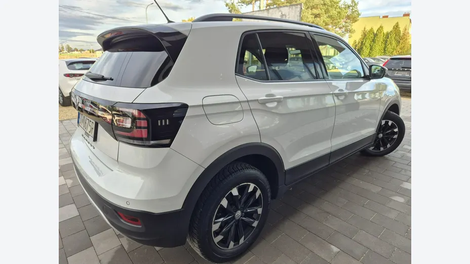 VOLKSWAGEN T-Cross -