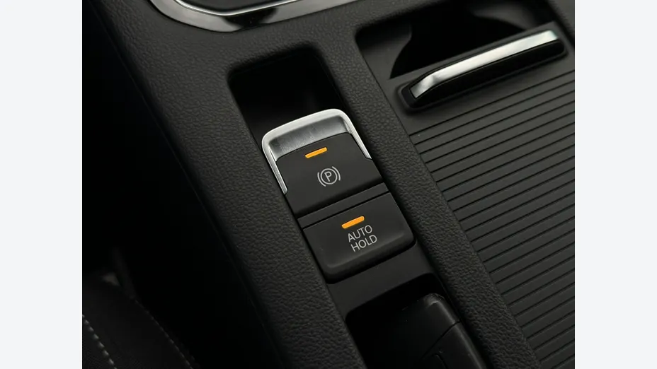 VOLKSWAGEN Passat -