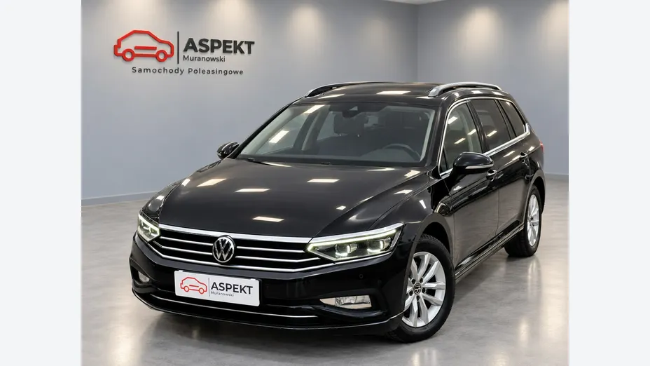 VOLKSWAGEN Passat -
