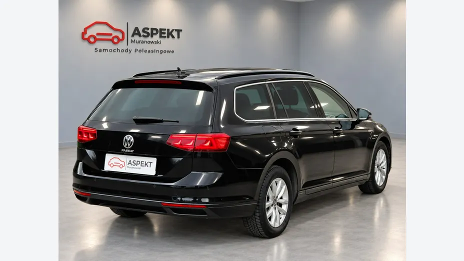 VOLKSWAGEN Passat -