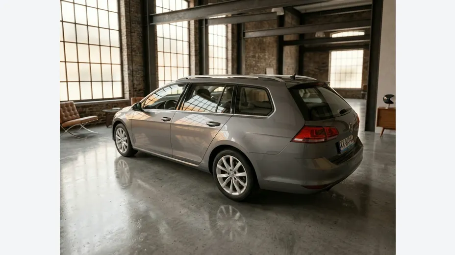 VOLKSWAGEN Golf -