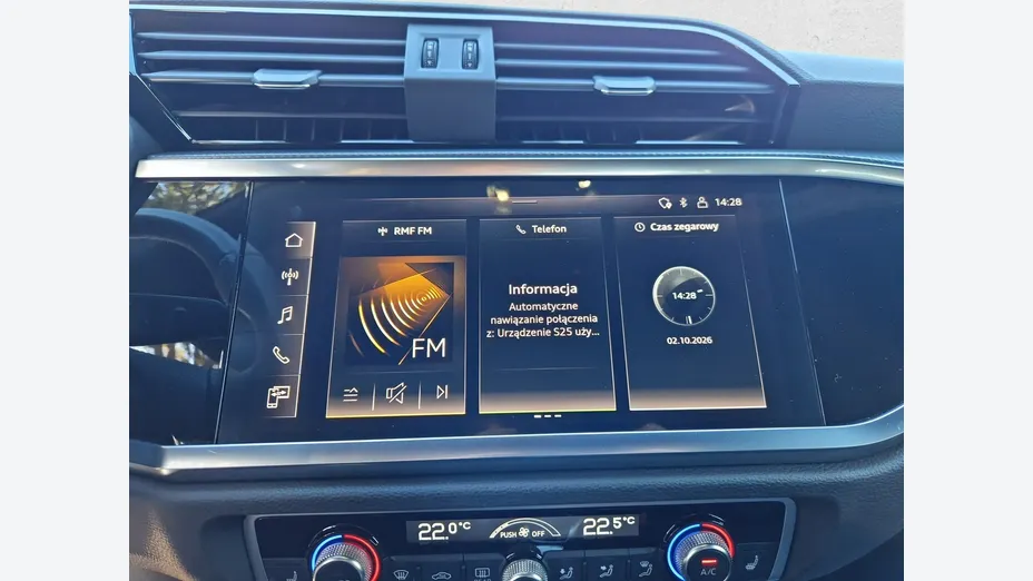 AUDI Q3 -