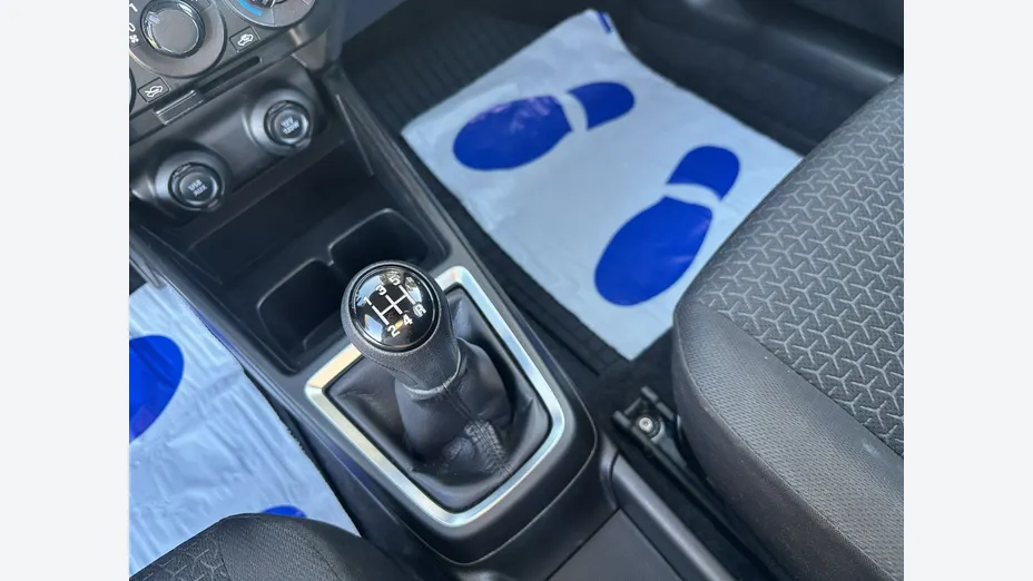 SUZUKI Swift -