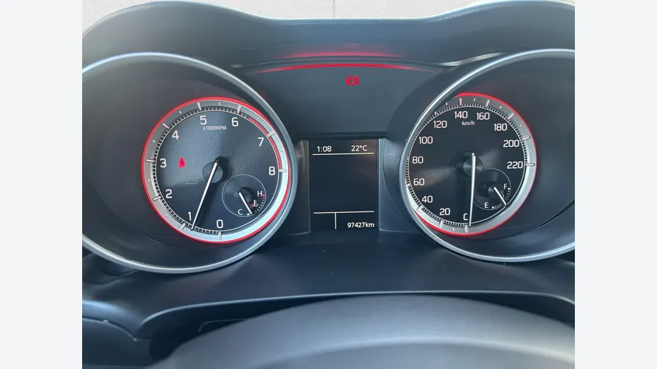 SUZUKI Swift -