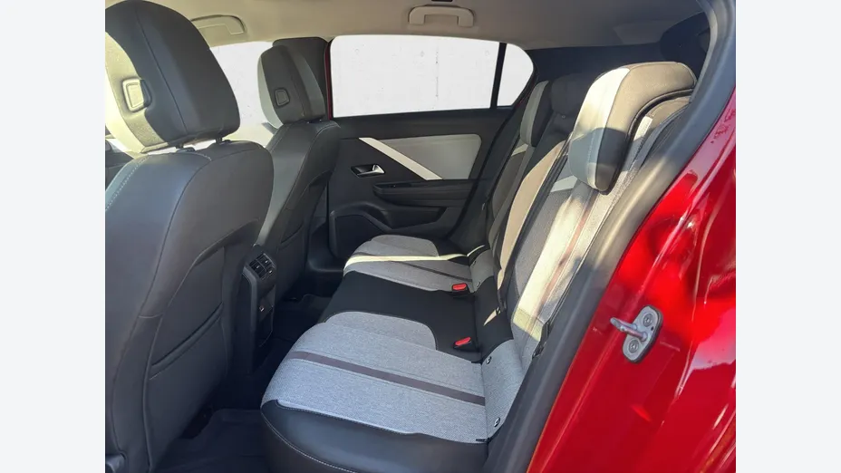 OPEL Astra -