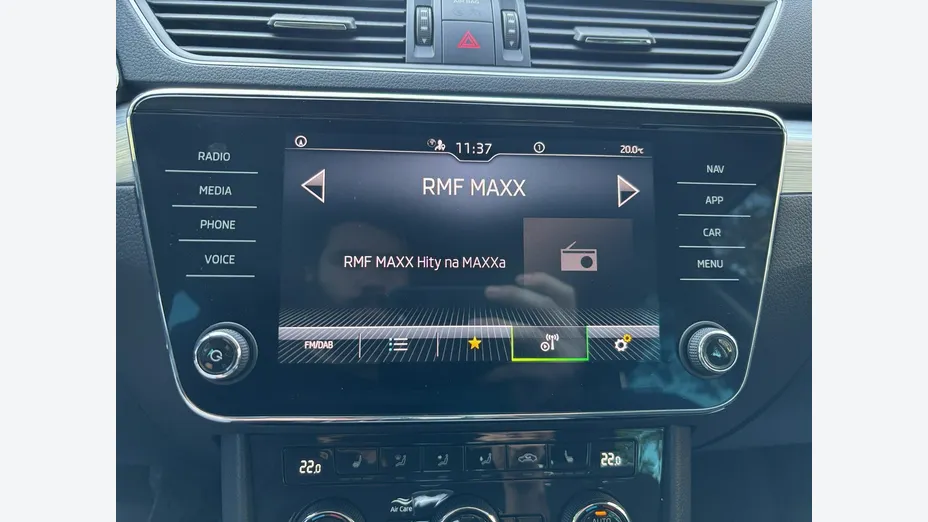 SKODA Superb -