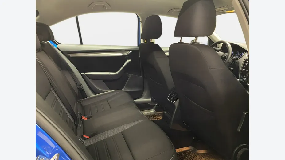 SKODA Octavia -