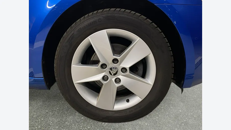 SKODA Octavia -