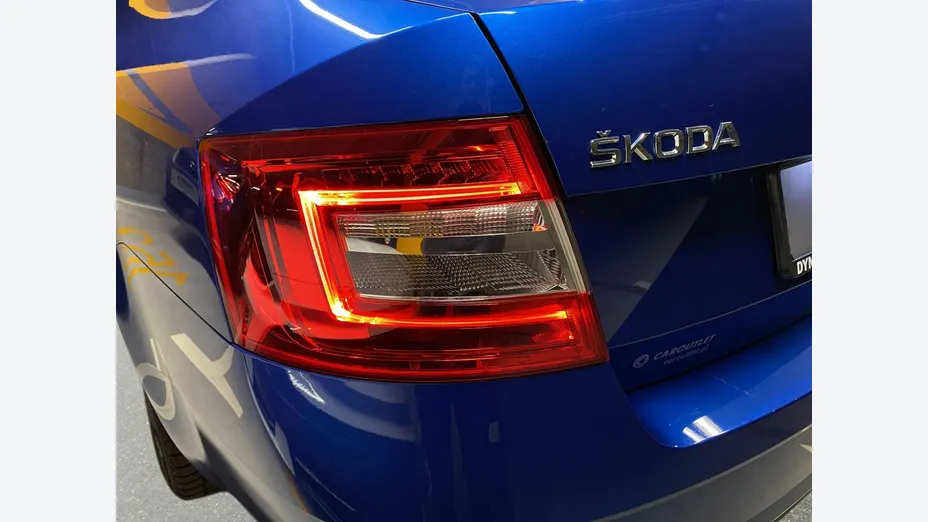 SKODA Octavia -