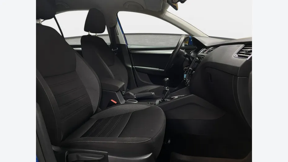 SKODA Octavia -