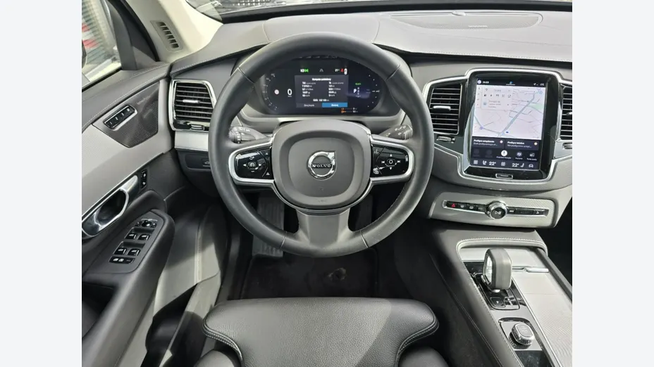 VOLVO XC90 -