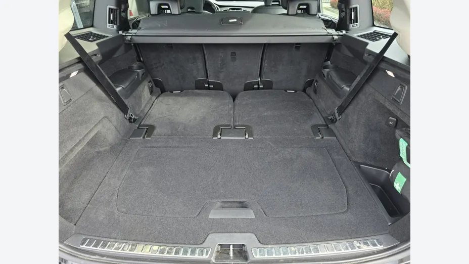 VOLVO XC90 -