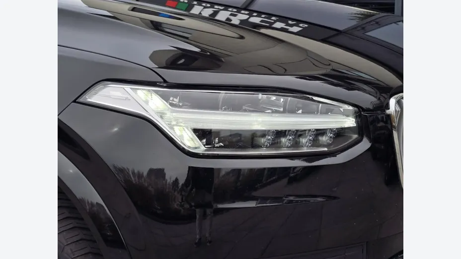 VOLVO XC90 -