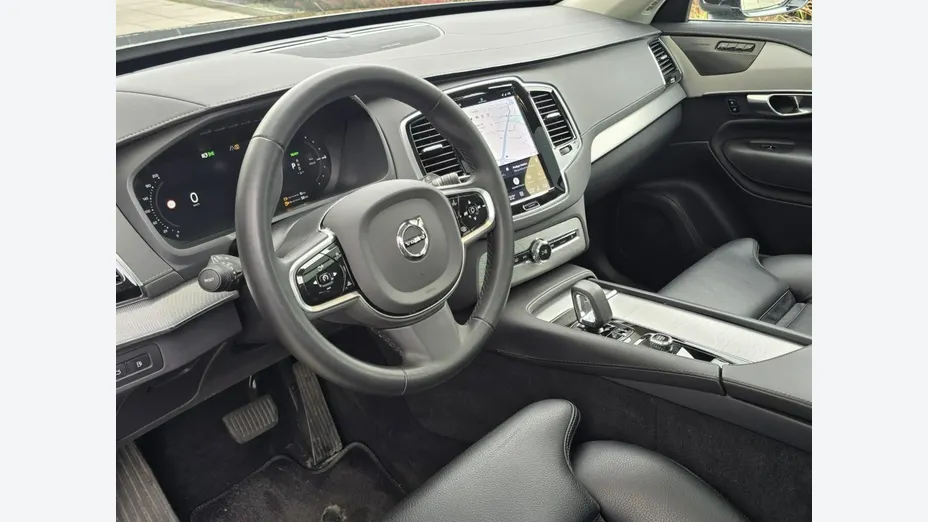VOLVO XC90 -