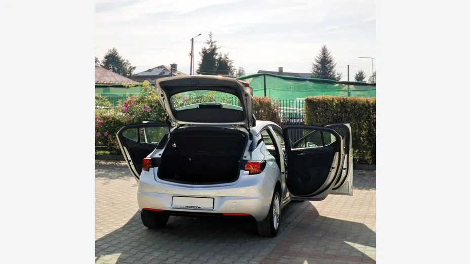 OPEL Astra -