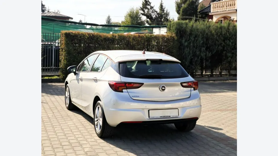 OPEL Astra -
