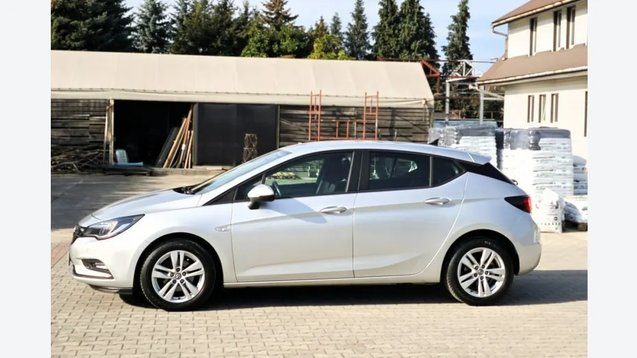 OPEL Astra -