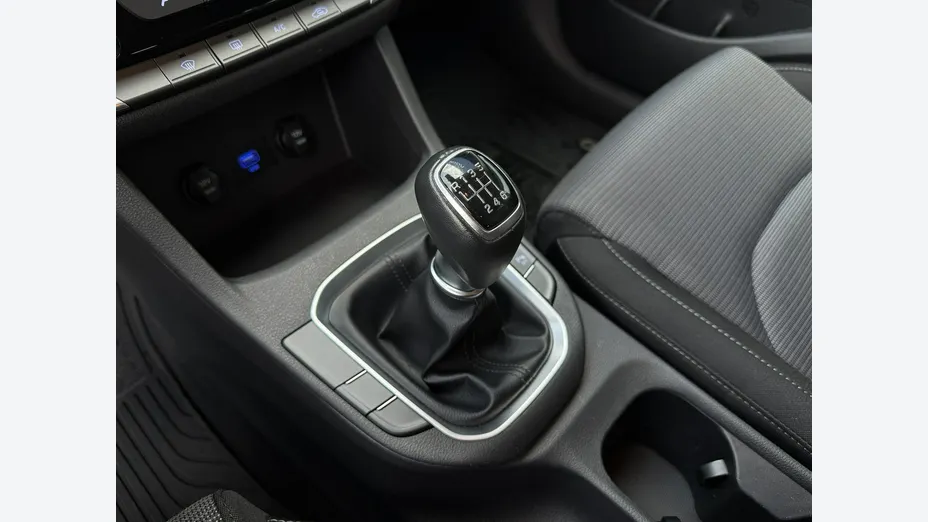 HYUNDAI i30 -
