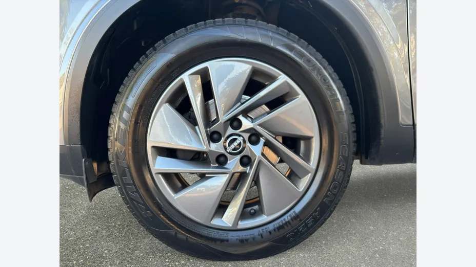 NISSAN Qashqai -