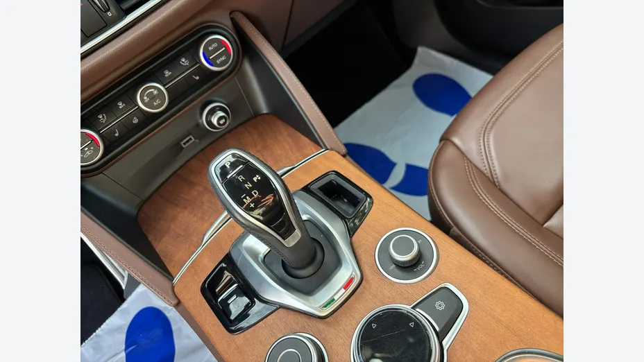 ALFA ROMEO Stelvio -