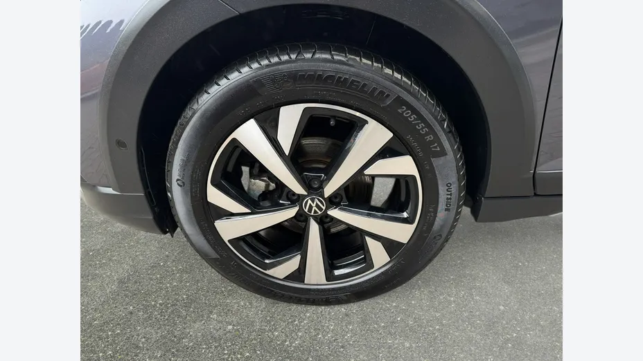VOLKSWAGEN Taigo -
