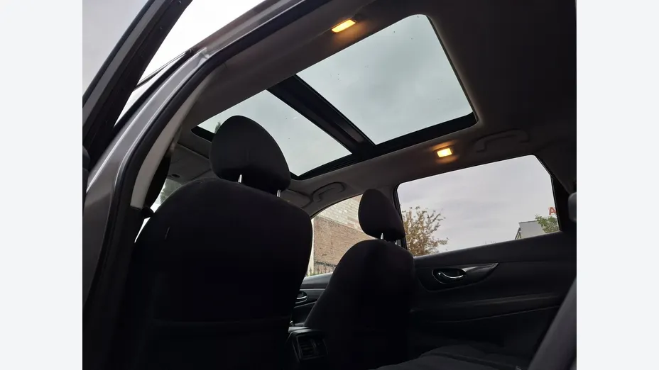 NISSAN X-Trail -