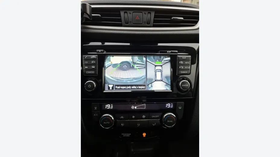 NISSAN X-Trail -