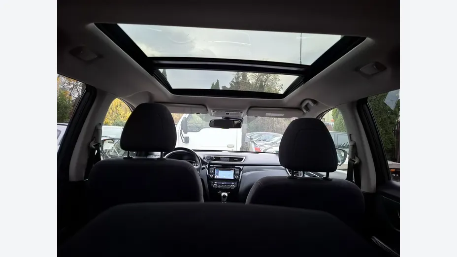NISSAN X-Trail -