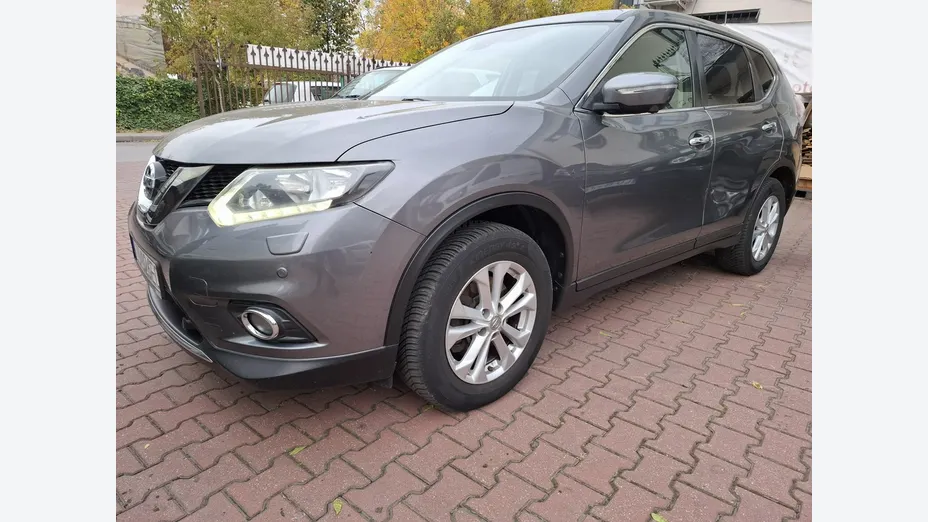 NISSAN X-Trail -
