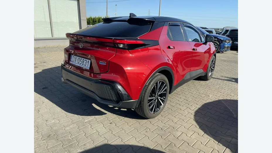 TOYOTA C-HR -