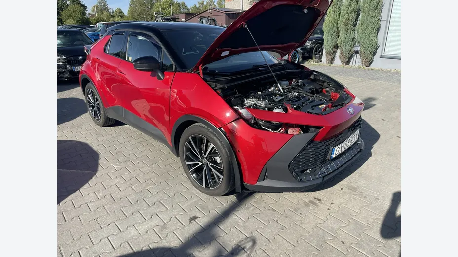 TOYOTA C-HR -