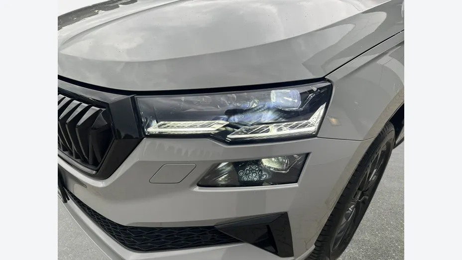 SKODA Karoq -