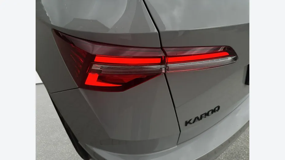 SKODA Karoq -
